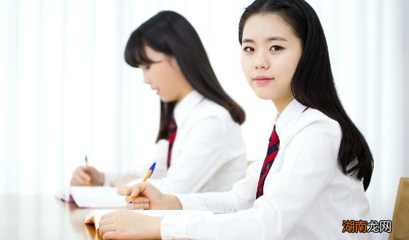 高中和朋友相处特别累麻烦 高中感觉人际关系好累