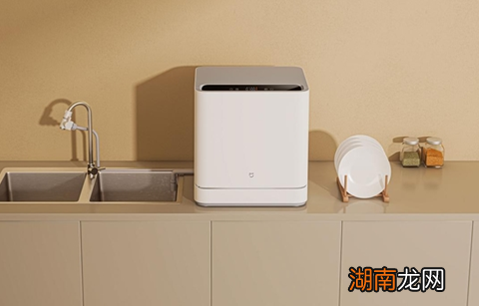 小米推出包括台面机型在内的两款米家互联网洗碗机