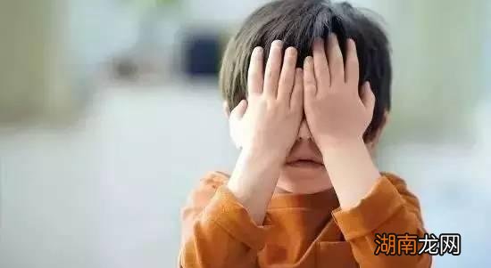 男孩经常哭是性格脆弱吗 爱哭的男孩性格分析分析
