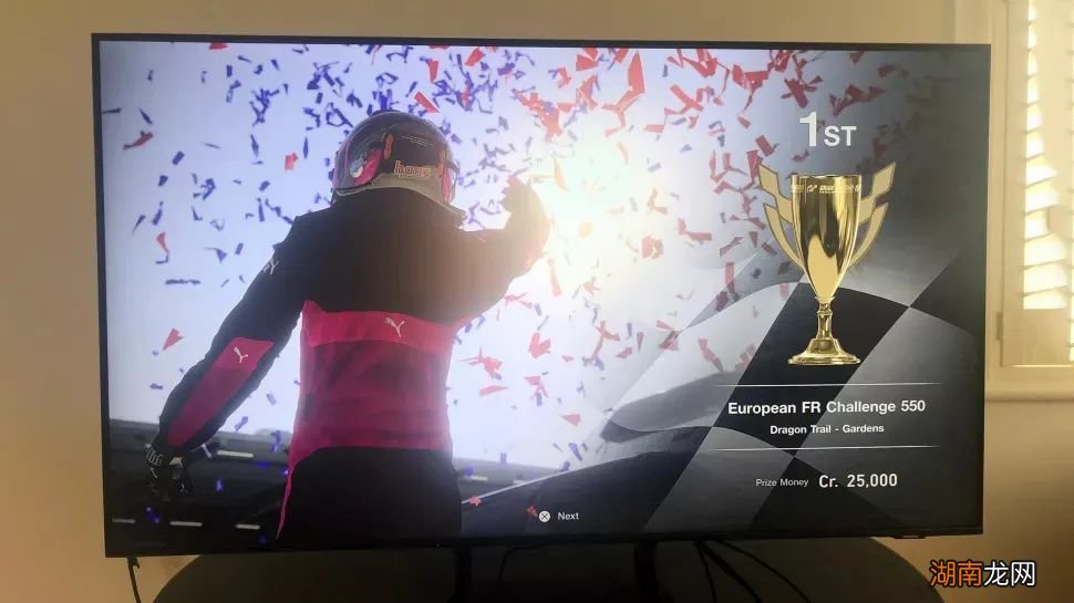 目前彩电哪个品牌性价比最高 彩电哪个品牌质量好又不贵