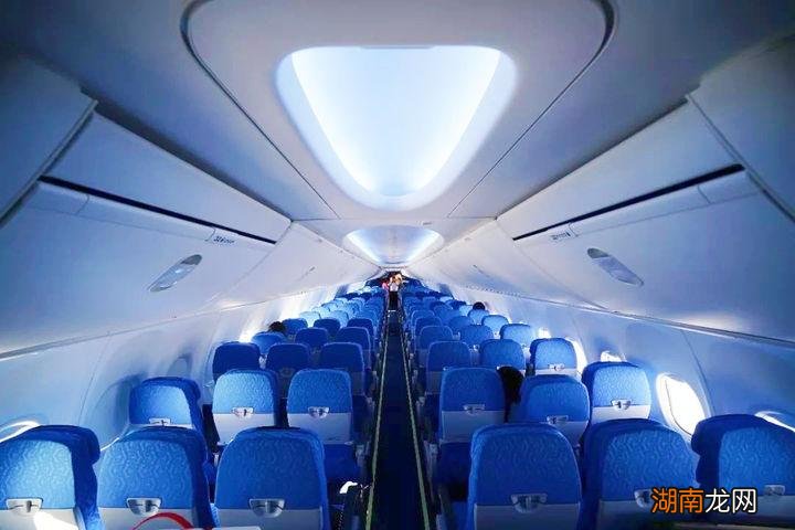 连一瓶水都不能带上飞机吗 飞机液体不能超过多少毫升