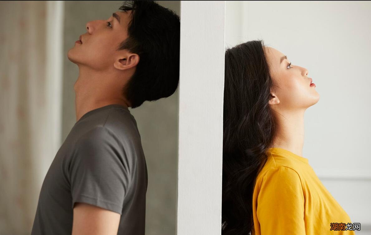 我不找他他从来也不找我 当谈恋爱觉得累该分手吗