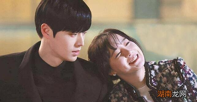 姐弟恋相差几岁才合适 姐弟恋相差7岁为宜能幸福吗