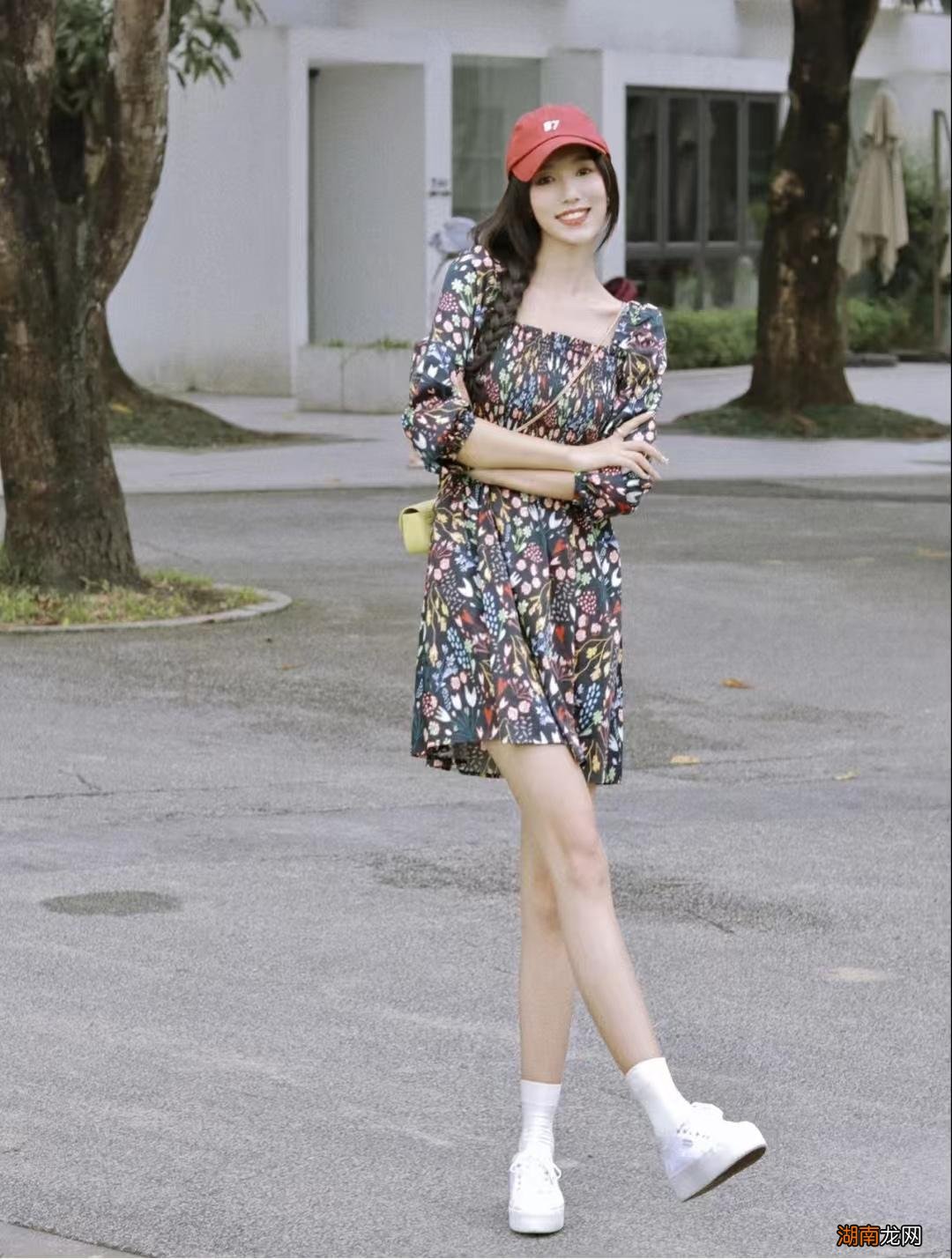 今年碎花裙子搭配什么鞋好看 碎花裙搭配什么鞋子好