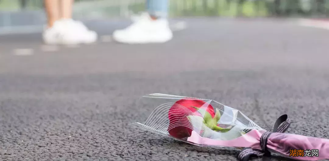 自恋型人格障碍的表现细节 究竟什么是自恋型人格障碍