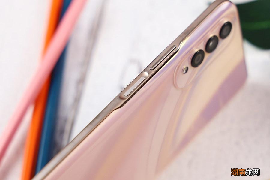 x20se值得入手吗 荣耀x20se参数配置详细介绍