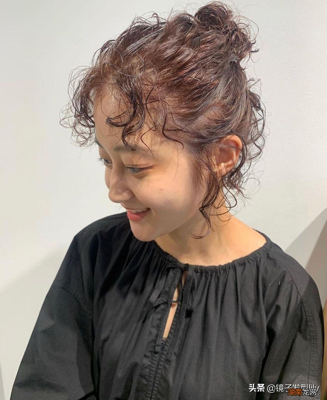 头发少个子不高脸盘大选这3种 脸大头发少适合什么发型