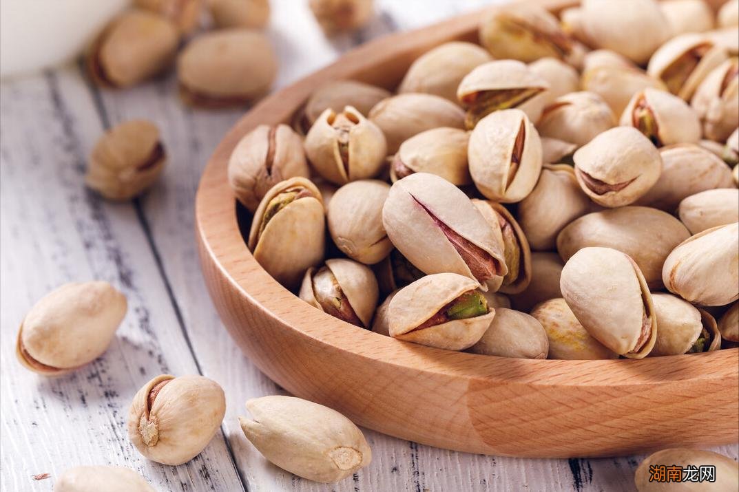 开心果该怎么挑选质量好的 开心果什么颜色的最好