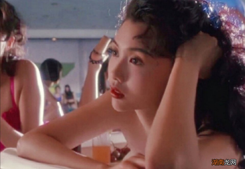 一般直男喜欢女生的类型特征 钢铁直男喜欢什么样的女生