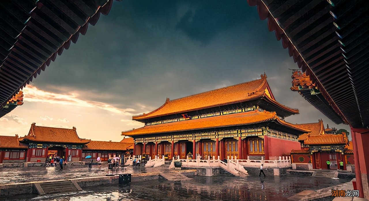 92年故宫出现宫女 92年故宫宫女原始照片是哪张