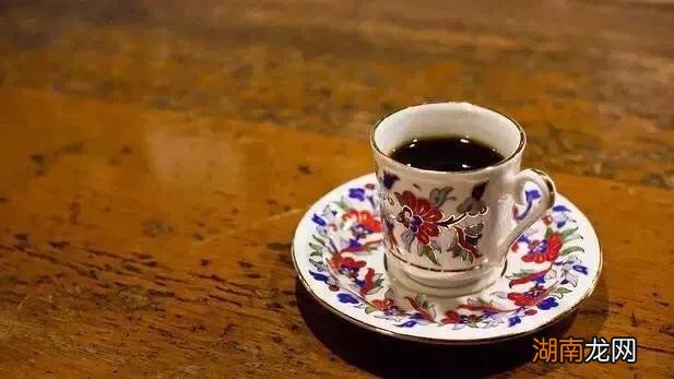 牛奶和咖啡的搭配叫做什么 咖啡分类及口味特点介绍