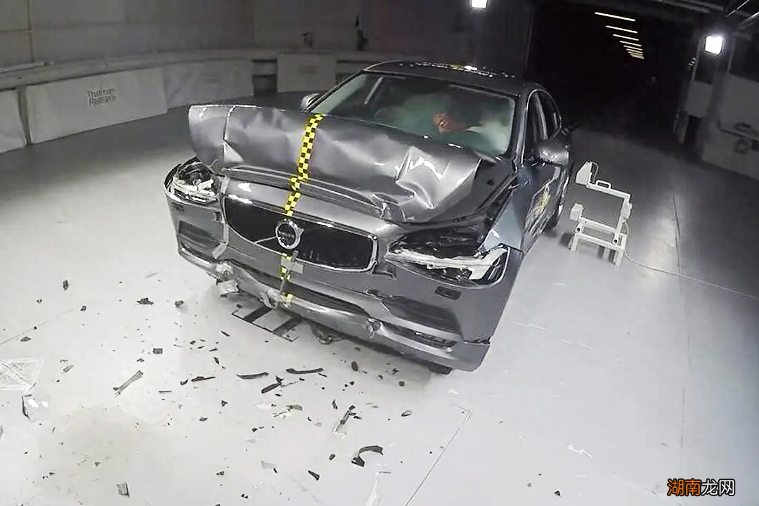 奥迪和沃尔沃哪个耐用?质量上更值得买?