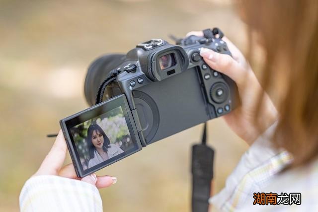 两种照片格式对比 拍照片jpg和raw有什么区别
