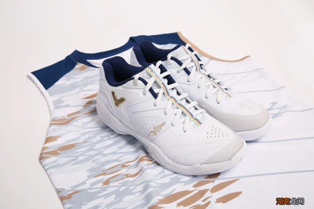 羽毛球鞋子哪款颜色好看又舒服 羽毛球鞋女款推荐