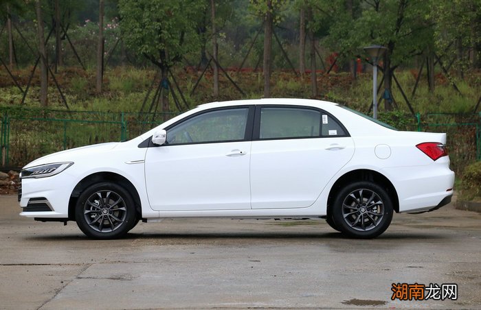 汽车保修期是多久