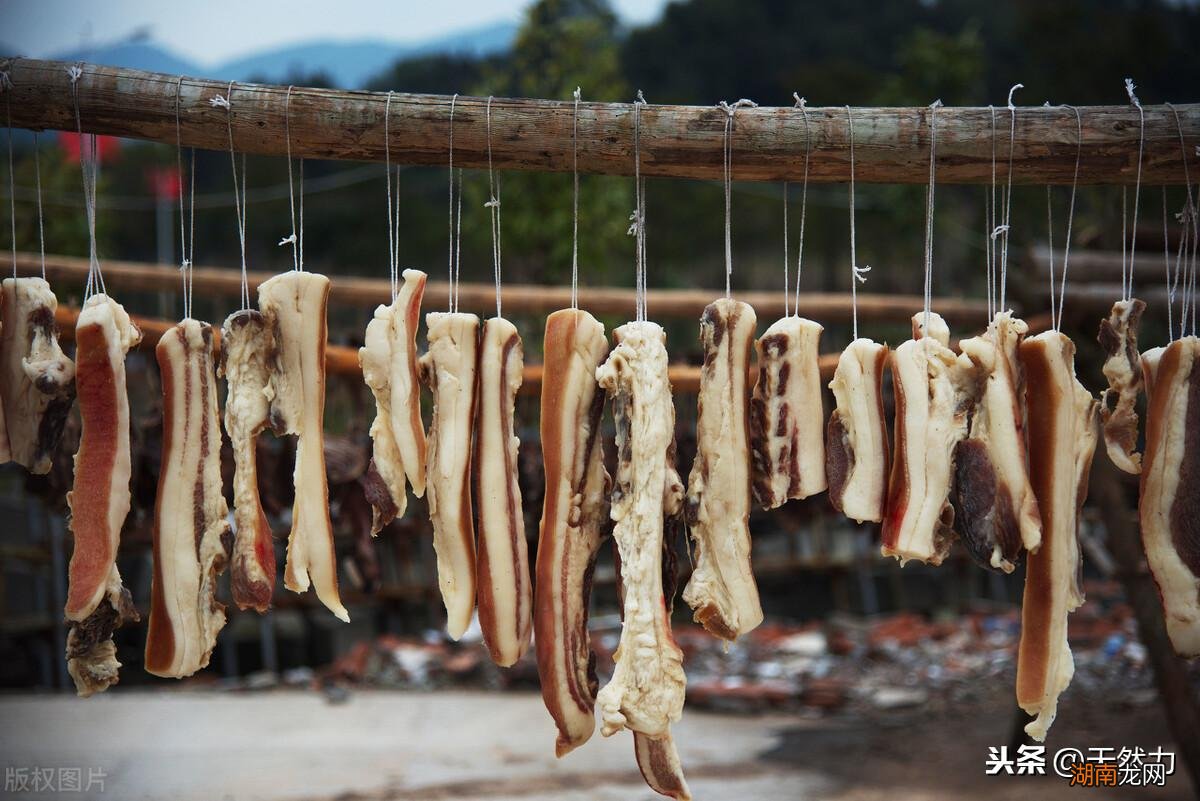 家里腊肉储存小技巧 腊肉保存在冰箱保鲜还是冷冻