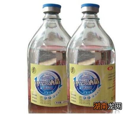 这些小妙招帮您轻松解决 玻璃上贴的贴纸怎么样才能清理干净