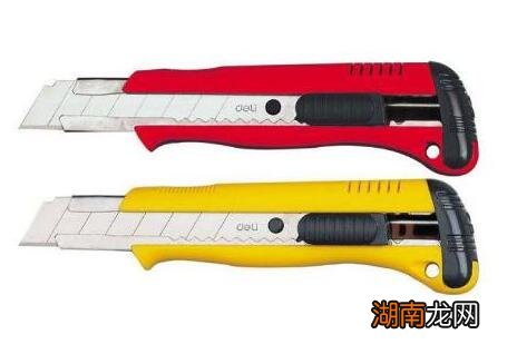 这些小妙招帮您轻松解决 玻璃上贴的贴纸怎么样才能清理干净