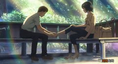 一个男人亲你的脚说明他爱你吗  为什么男人喜欢女人的脚