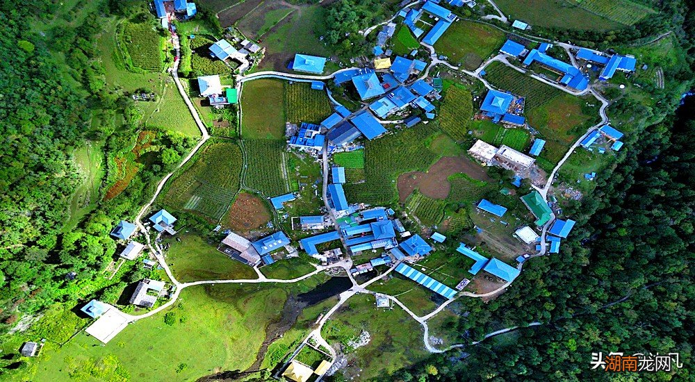 雨崩村的风景有多美 雨崩村在云南哪里属于哪个县