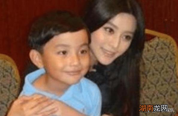 范丞丞的亲生母亲是范冰冰 范丞丞是范冰冰亲生的