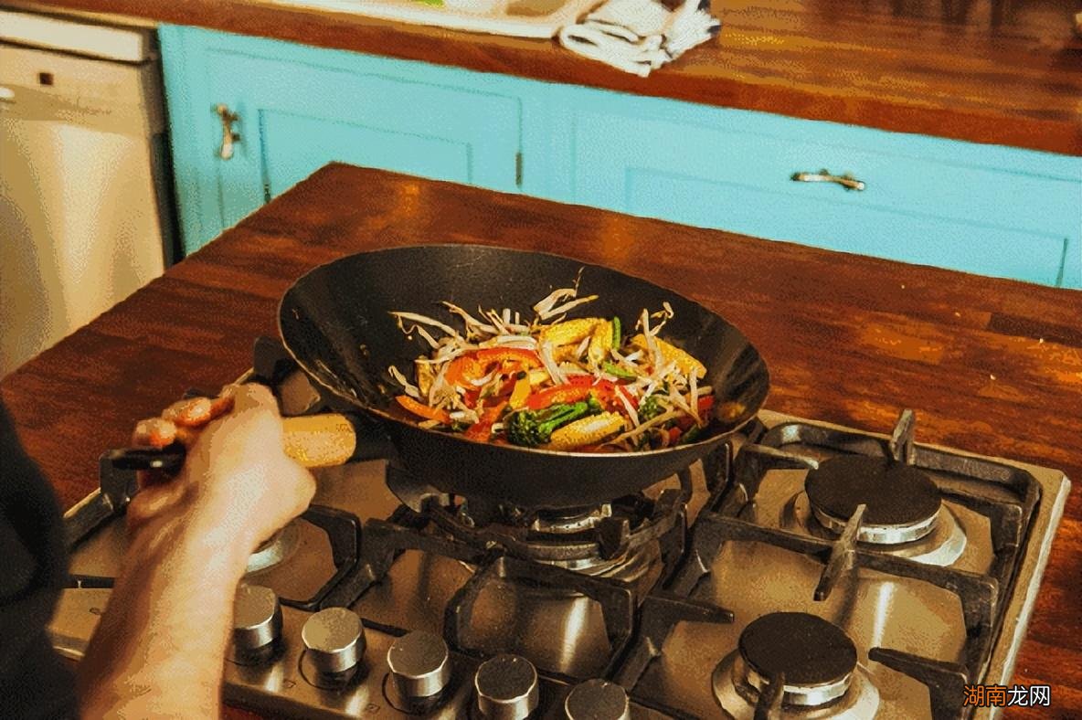 哪种炒锅更健康耐用 买锅买什么材质的好用又健康