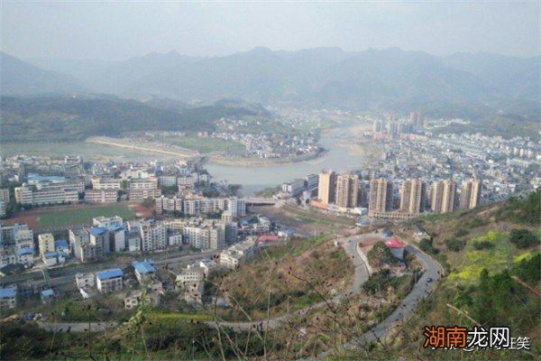 甘肃省的十大贫困县排行榜 中国甘肃最穷的县城排名