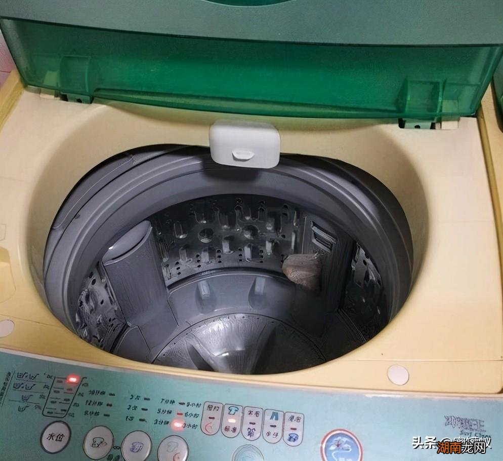 洗衣机转不动但是有嗡嗡作响是什么原因造成的