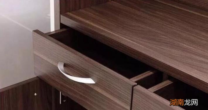 木工老师傅告诉你家具选哪种好 胡桃木和橡木哪个好