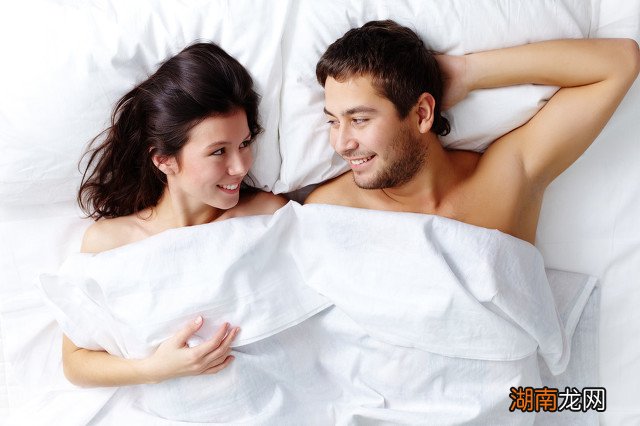 判断一个男人是不是真的爱你 男人真正爱一个人的表现