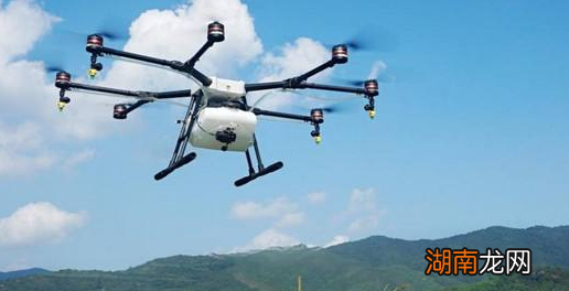 通过区块链智能合约自动实现无人机规则