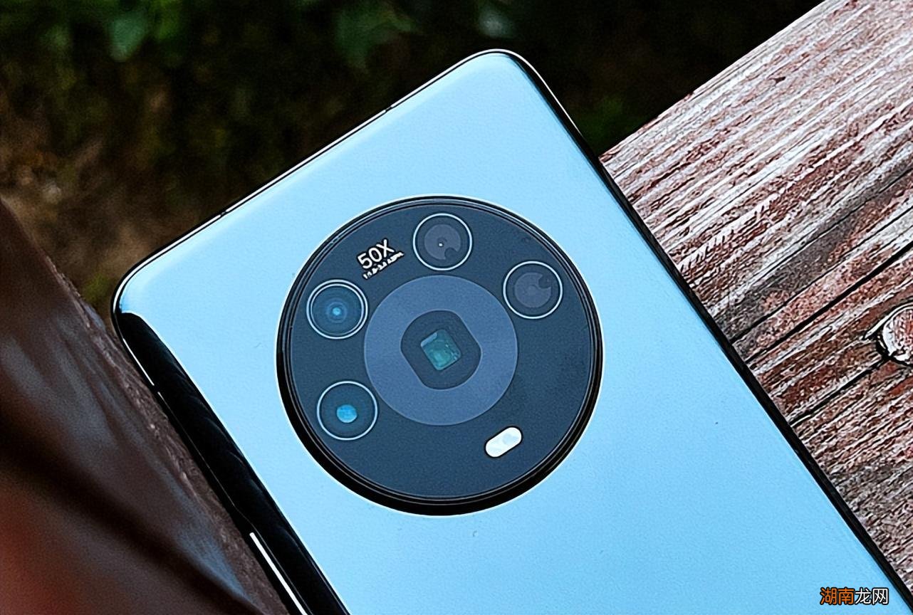 性价比高的荣耀手机品牌 荣耀哪个系列的手机最好