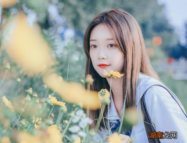 女孩故意不看你什么意思 女生故意无视你不看你的原因