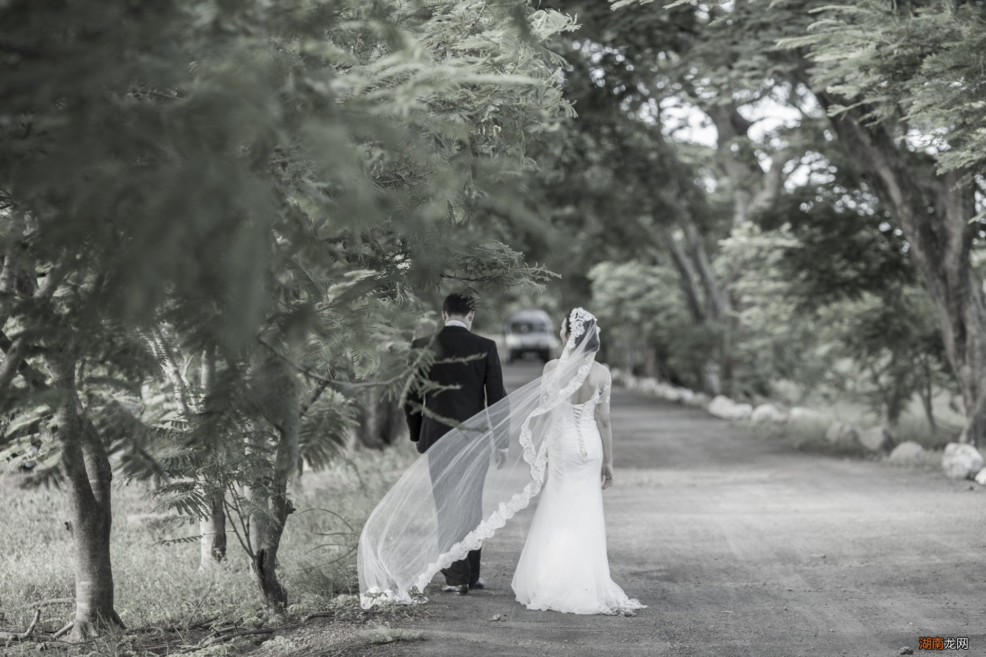 主动找男生聊天高情商开场白 和男生聊天第一句万能开头