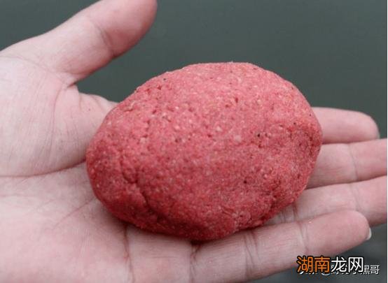 钓鱼口的时候要怎么搭配饵料 野钓阴天钓鱼口好吗