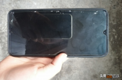 手机无法开机的4种情况修复方法 手机打不开了是什么原因