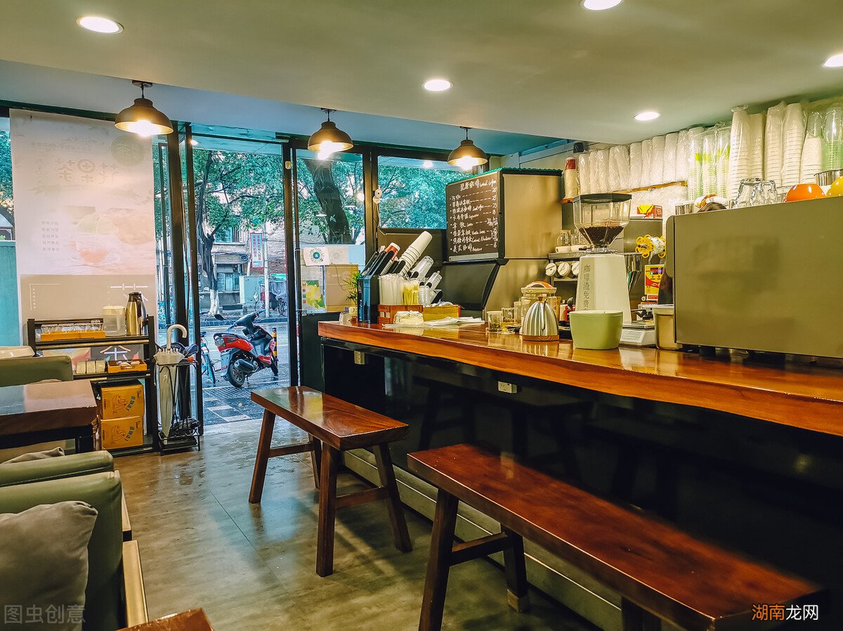 开一家奶茶店大概需要多少成本 开奶茶店成本明细