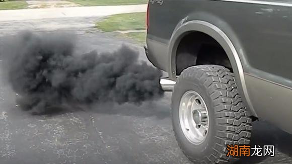 汽车冒黑烟的解决办法有哪些