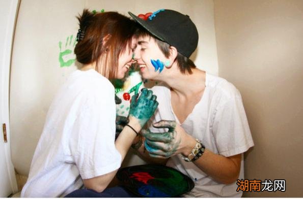 喜欢养花男人的性格特点 爱养花的男人都是什么样的人