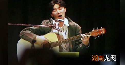 人工智能重现已故歌手的声音