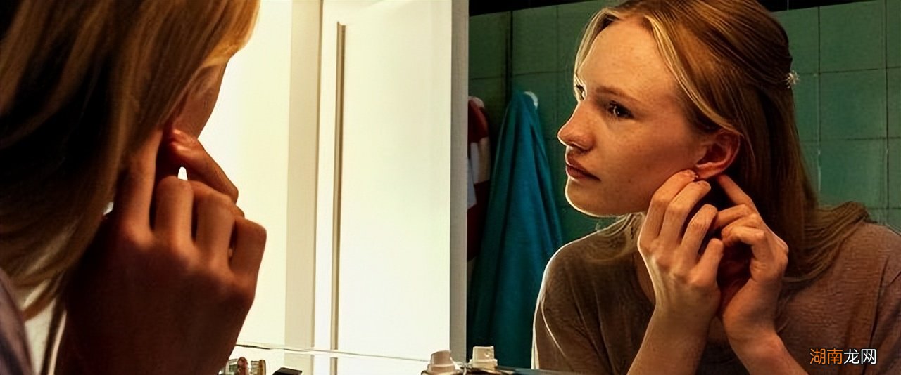 和异性对视会有心动的感觉吗 男女对视会产生感情吗