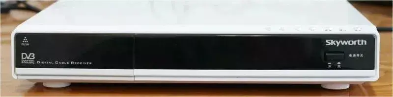 有线电视常见故障排查 机顶盒灯亮但电视无信号怎么调回正常