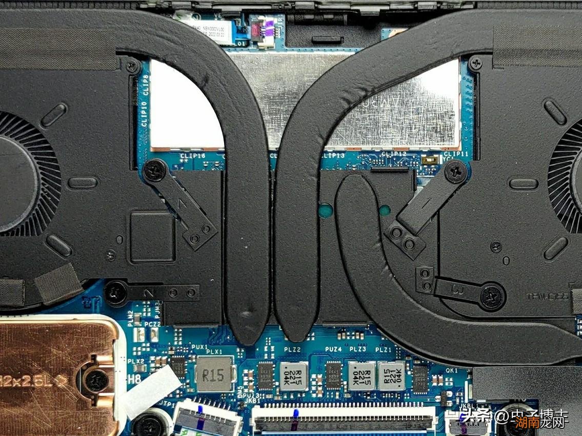 惠普笔记本后盖拆开教程 笔记本后盖怎么拆图解