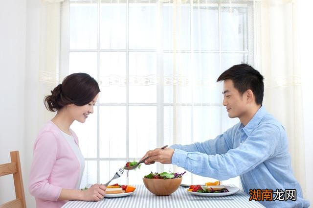 夫妻怎么相处最舒服 夫妻最好的生活方式是怎么样的