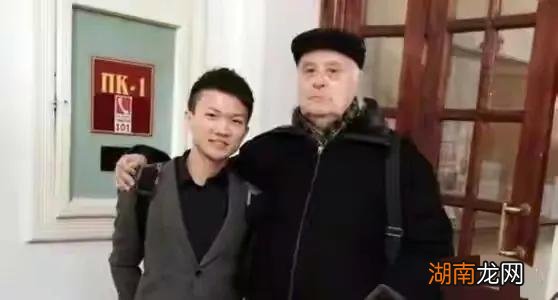 周深为何在64强被淘汰 周深中国好声音是哪一季哪一期