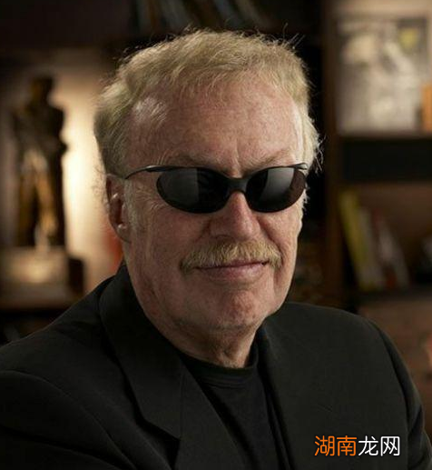 运动品牌NIKE的发展史 nike是什么牌子的鞋子