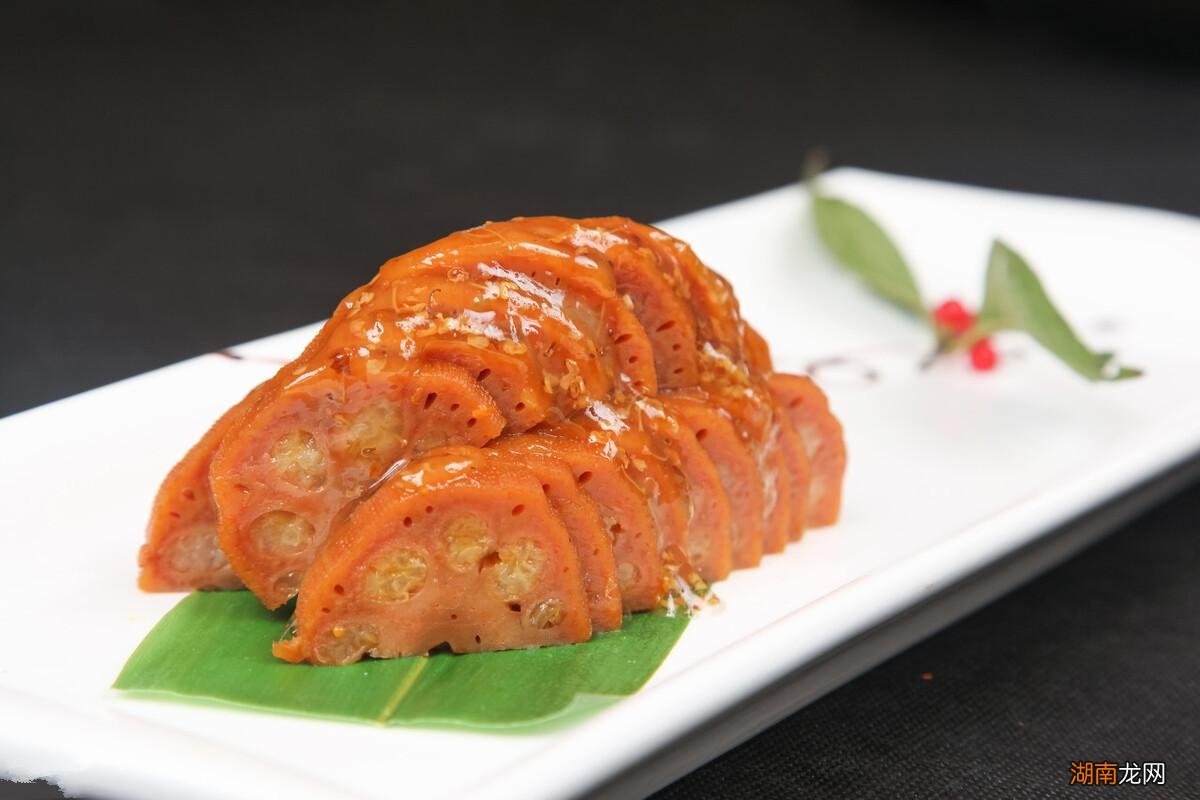 两种莲藕的口感差别大 九孔藕和七孔藕有什么区别