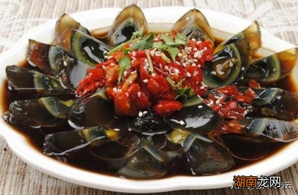 皮蛋要煮熟才能吃吗 松花蛋是生的还是熟的