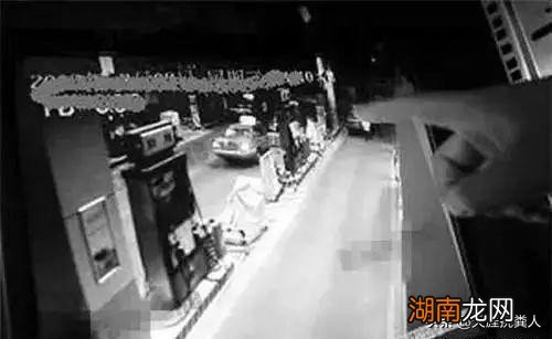 纸车加油事件是真实是假真相 纸车加油灵异事件是真的吗