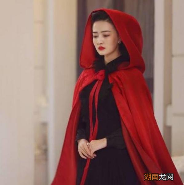 流量明星徐璐拥有什么样的强大家庭背景 徐璐的家世